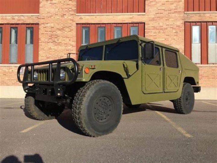3 Men 1 Hummer: Powering Gaming Discussions on 3DM Forum