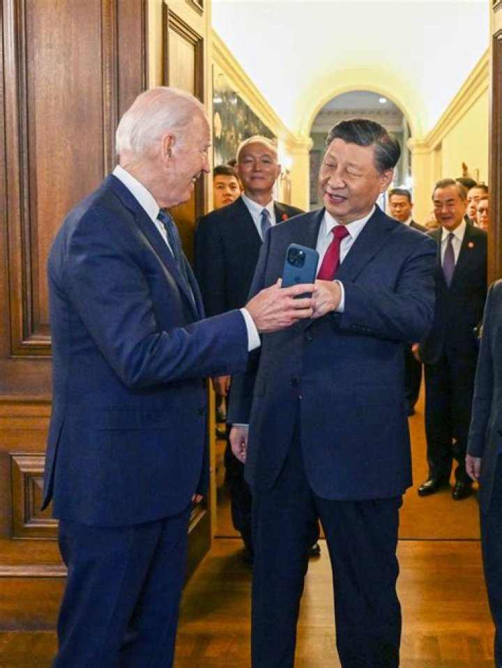 Is Xi Mingze Married? Unpacking the Public Interest